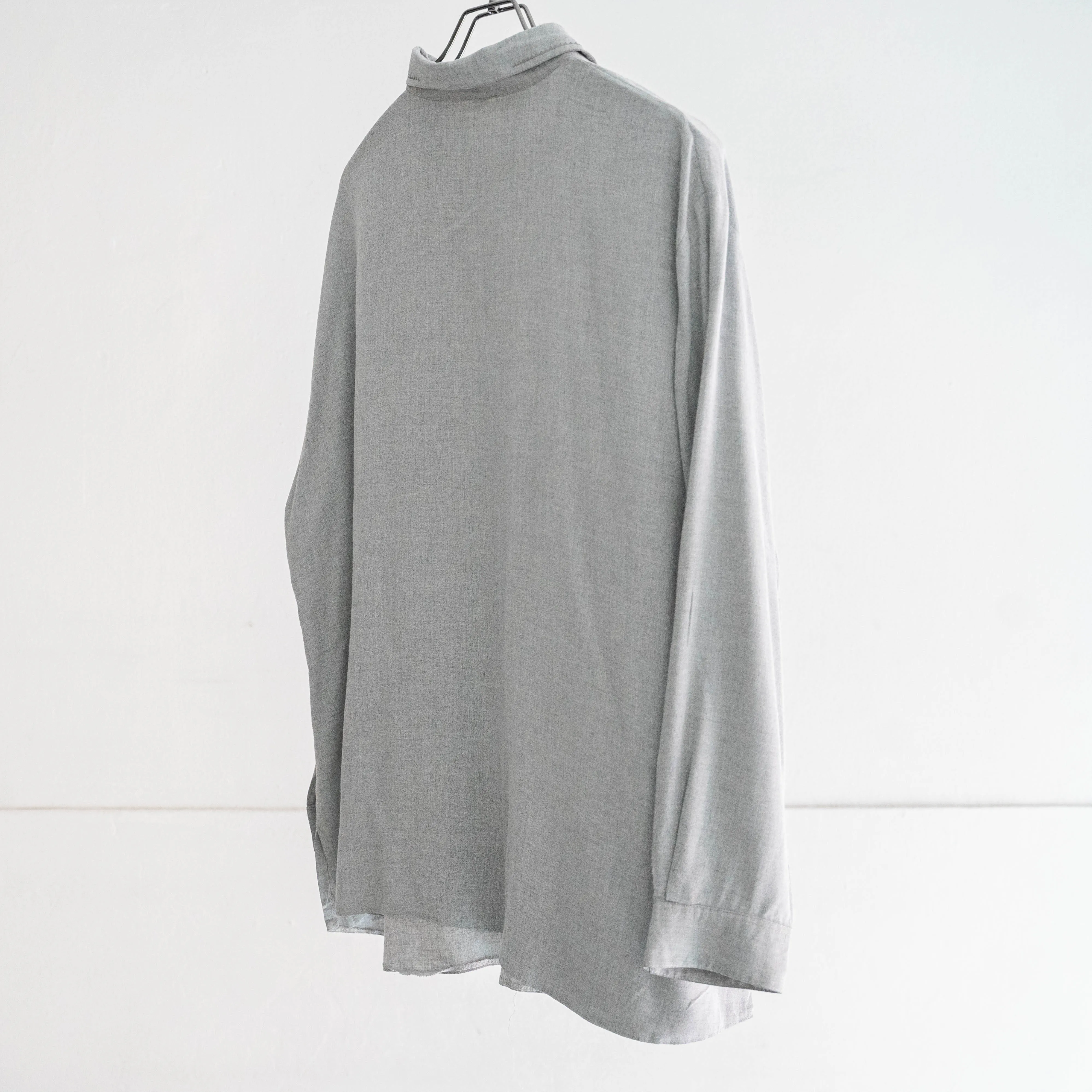 around 1990s gray color rayon? × poly tyrolean shirt