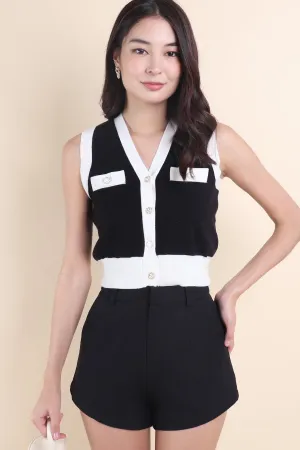 CHARM CONTRAST KNIT TOP IN BLACK