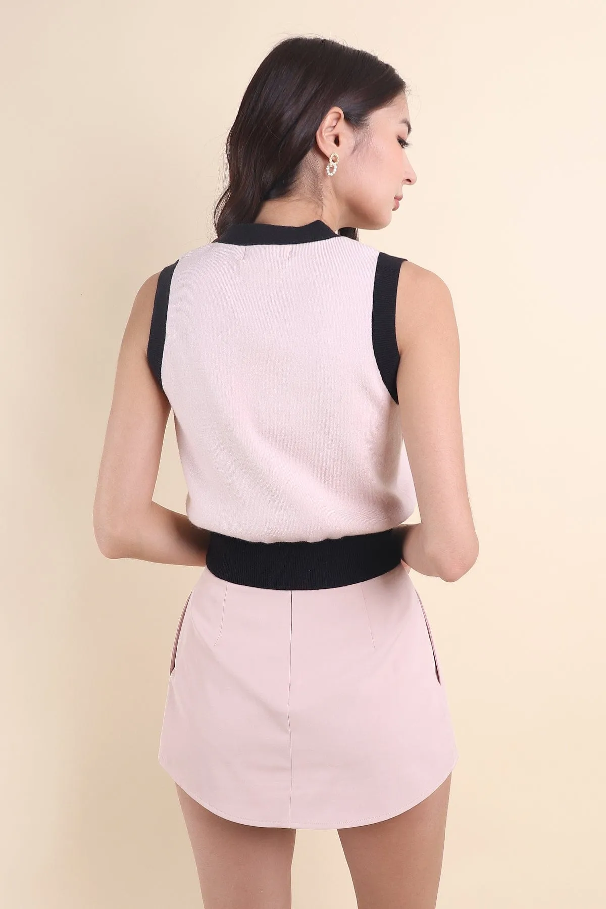 CHARM CONTRAST KNIT TOP IN PINK