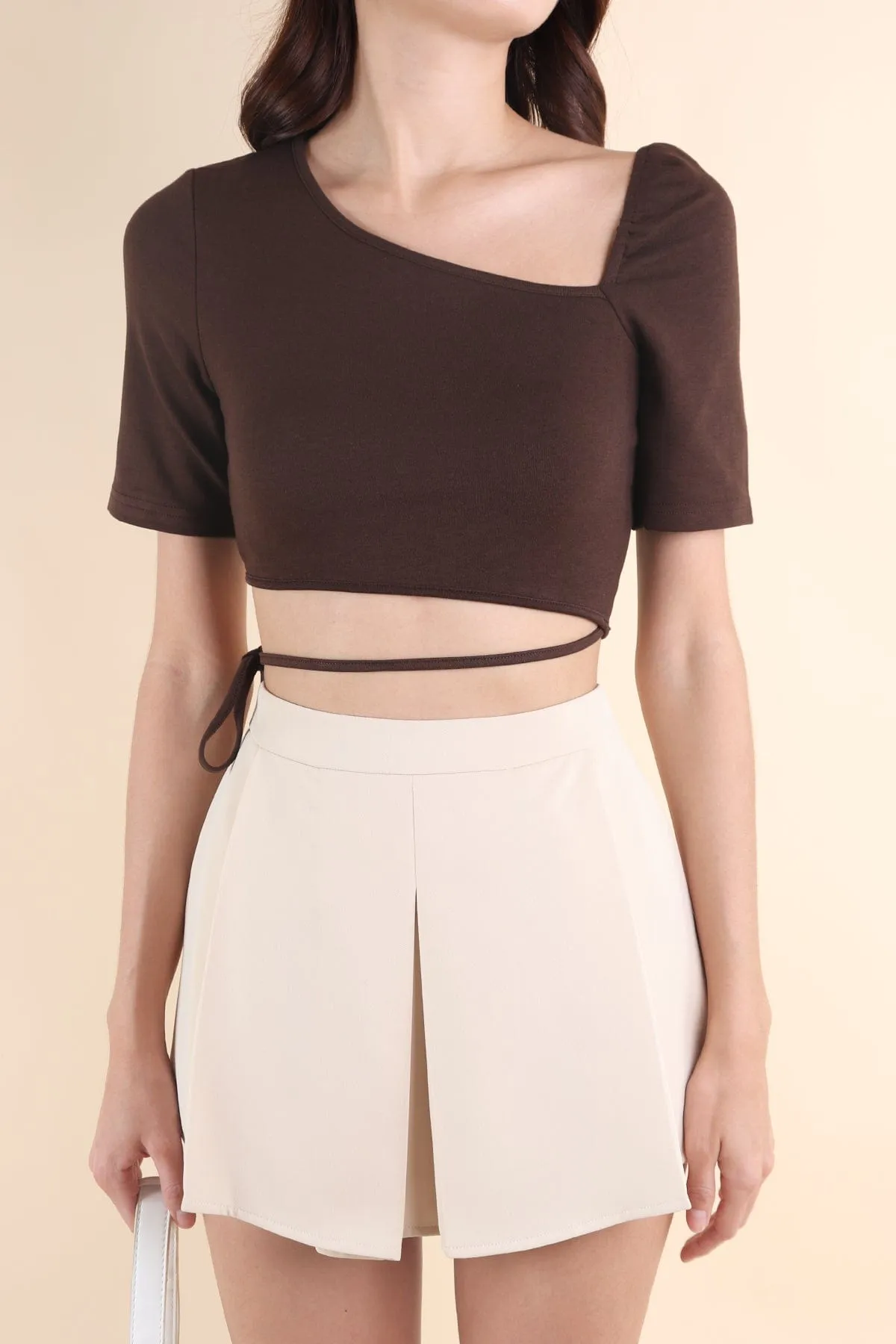 EVERDEEN TOGA TOP IN COFFEE