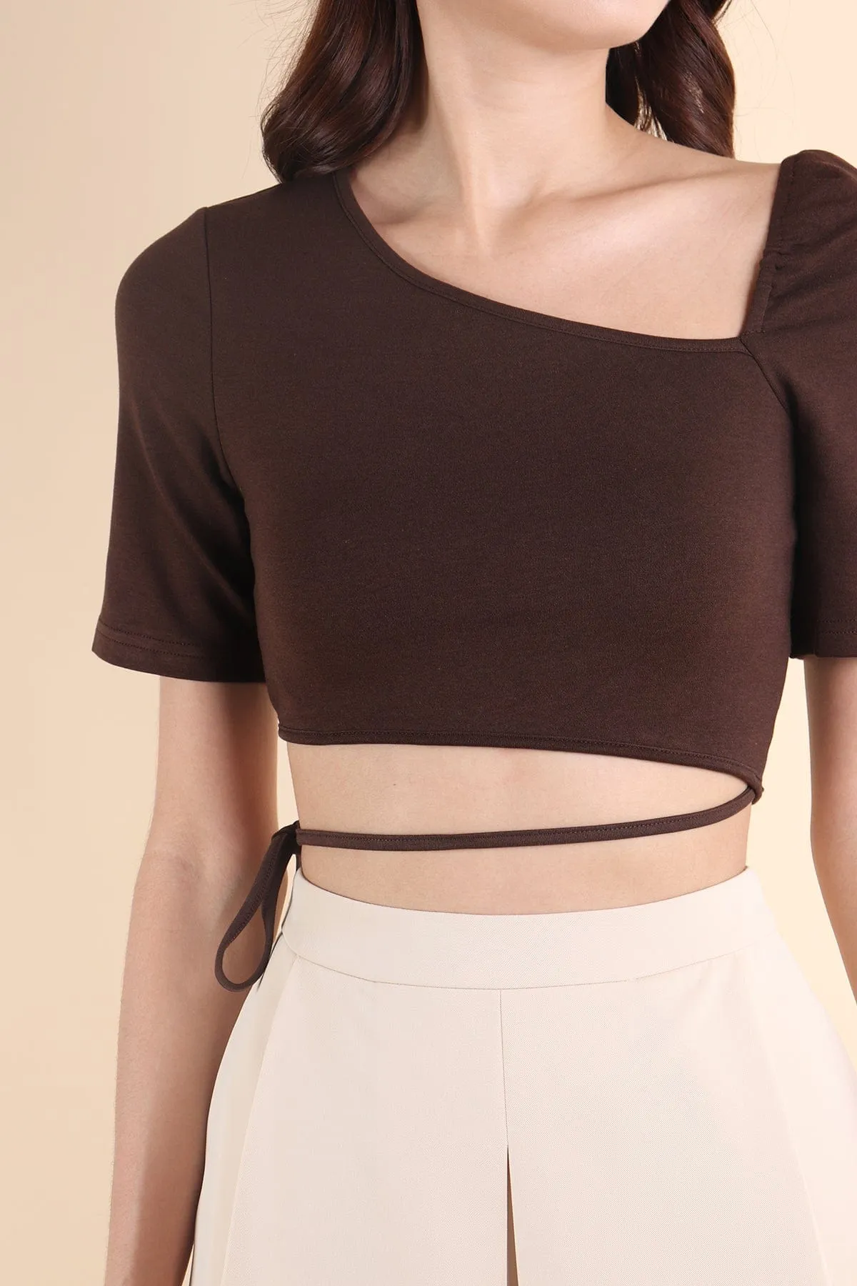 EVERDEEN TOGA TOP IN COFFEE