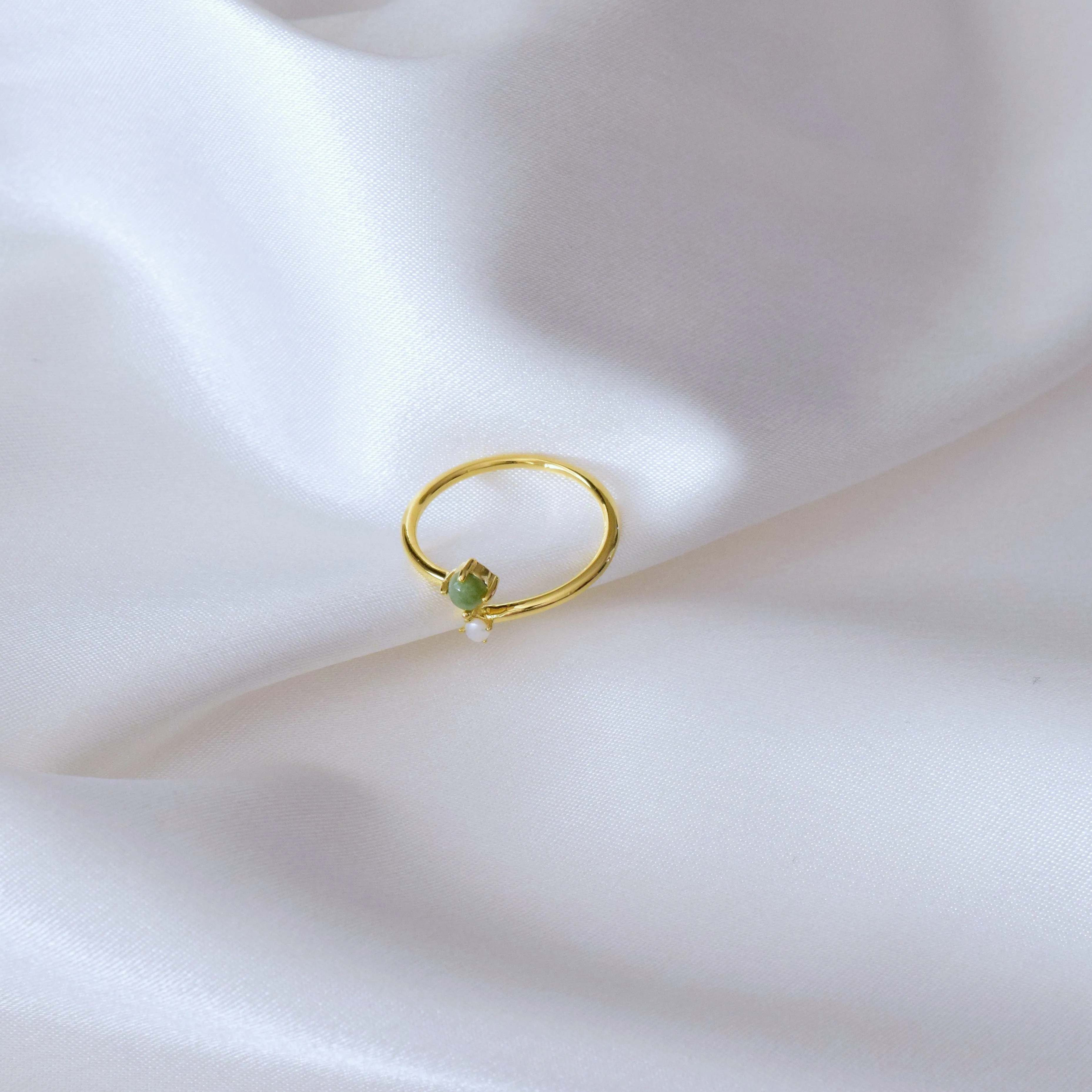 Gold Jade and Pearl Ring - Lune