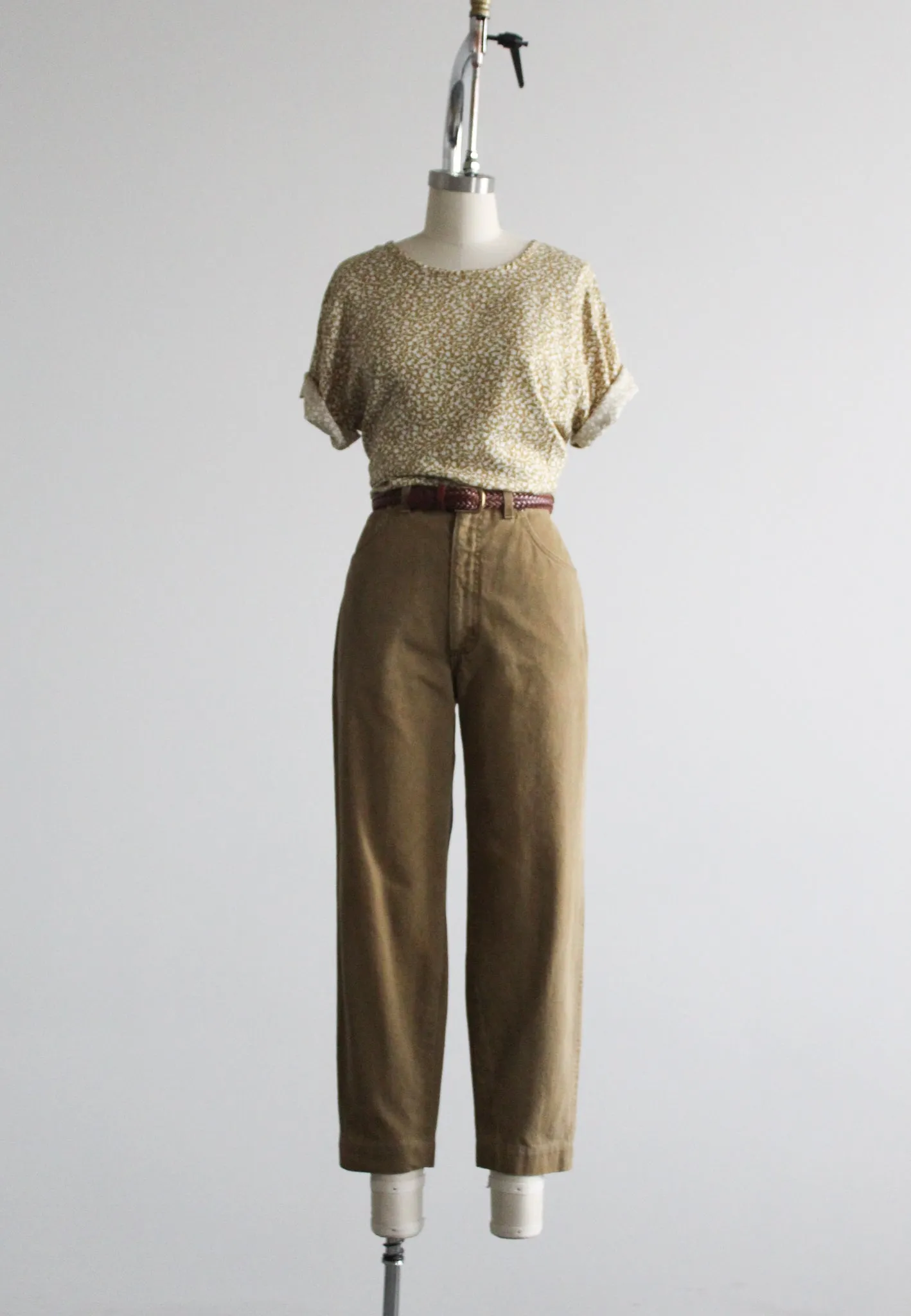 golden vines tee