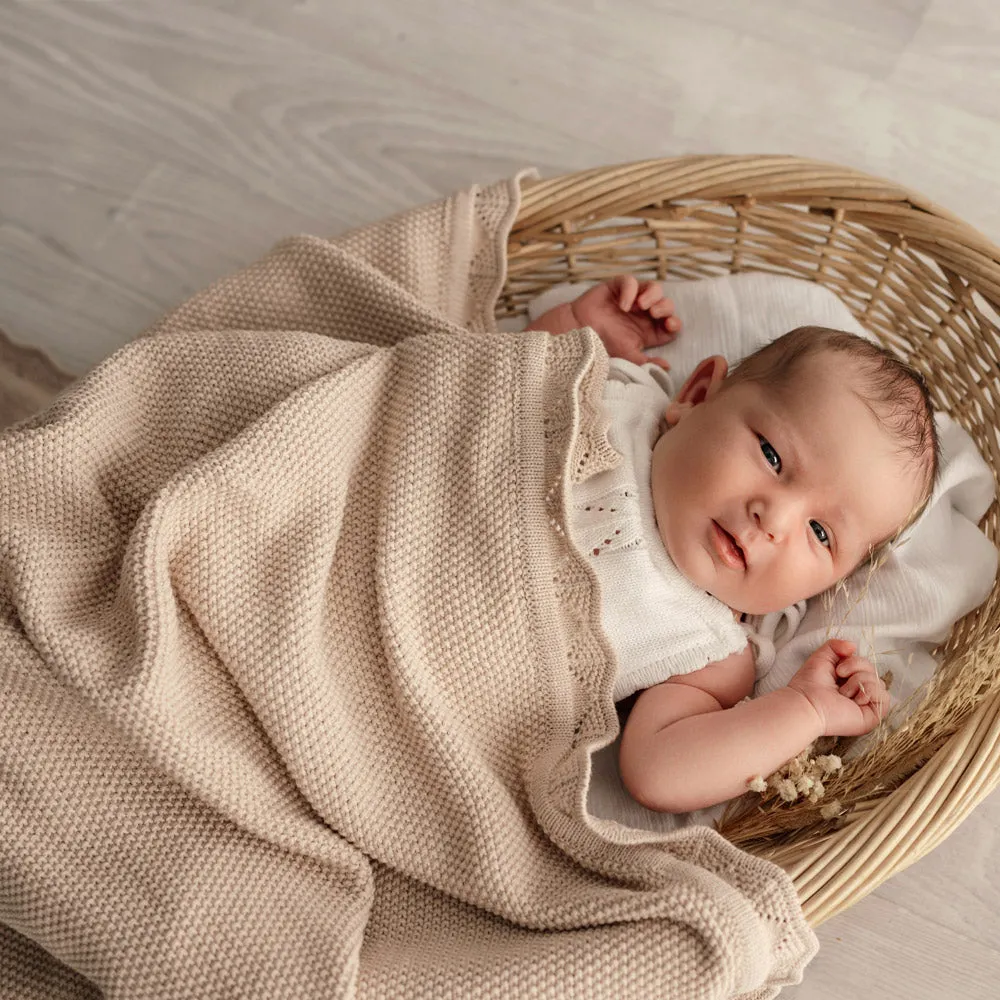 Heirloom Blanket | Scalloped Edge - Latte