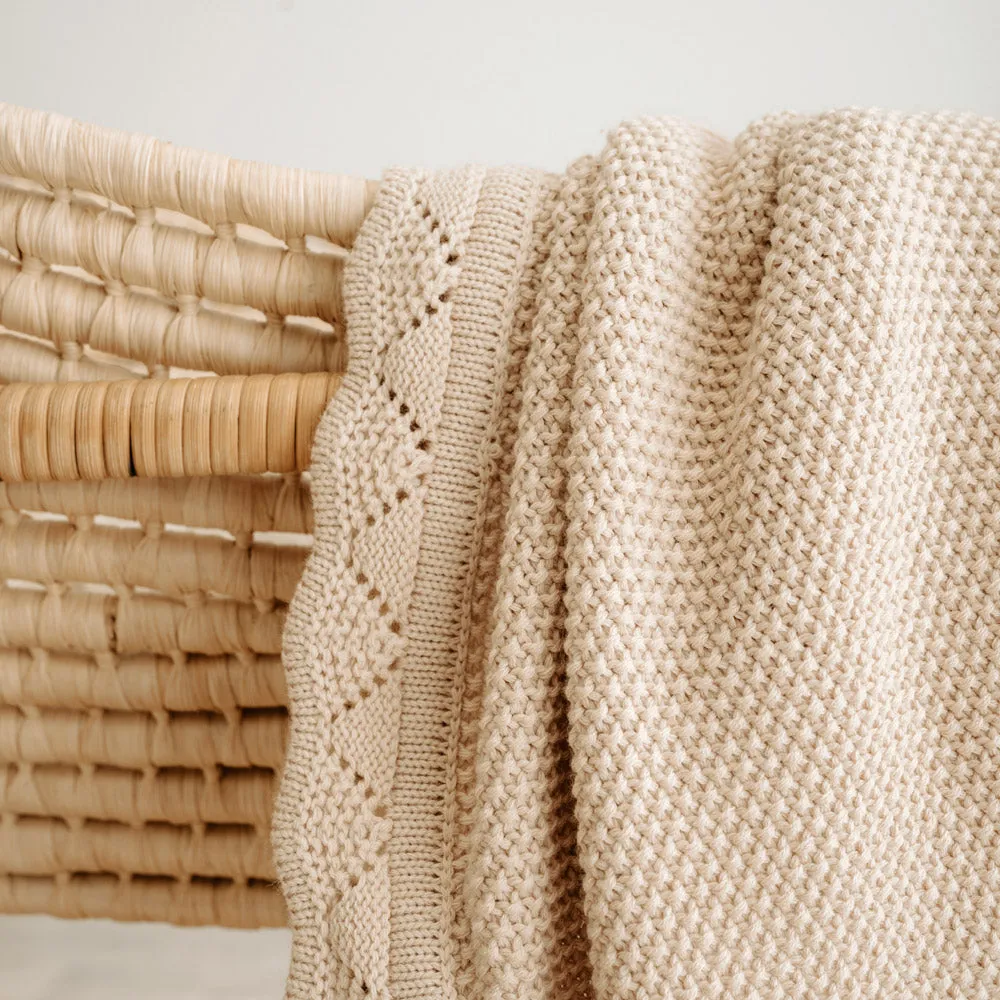 Heirloom Blanket | Scalloped Edge - Latte