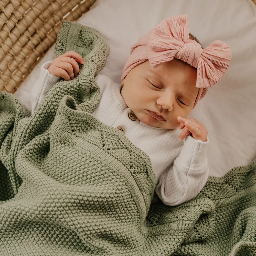 Heirloom Blanket | Scalloped Edge - Pistachio