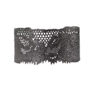 Julie - small lace cuff bracelet in oxidized silver