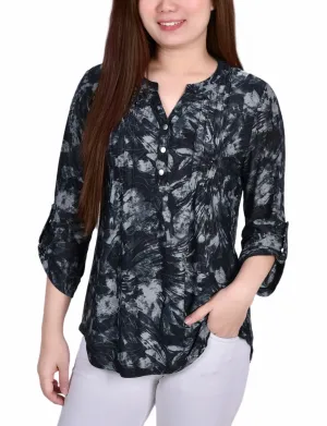 Petite 3/4 Sleeve Roll Tab Y Neck Pullover Top