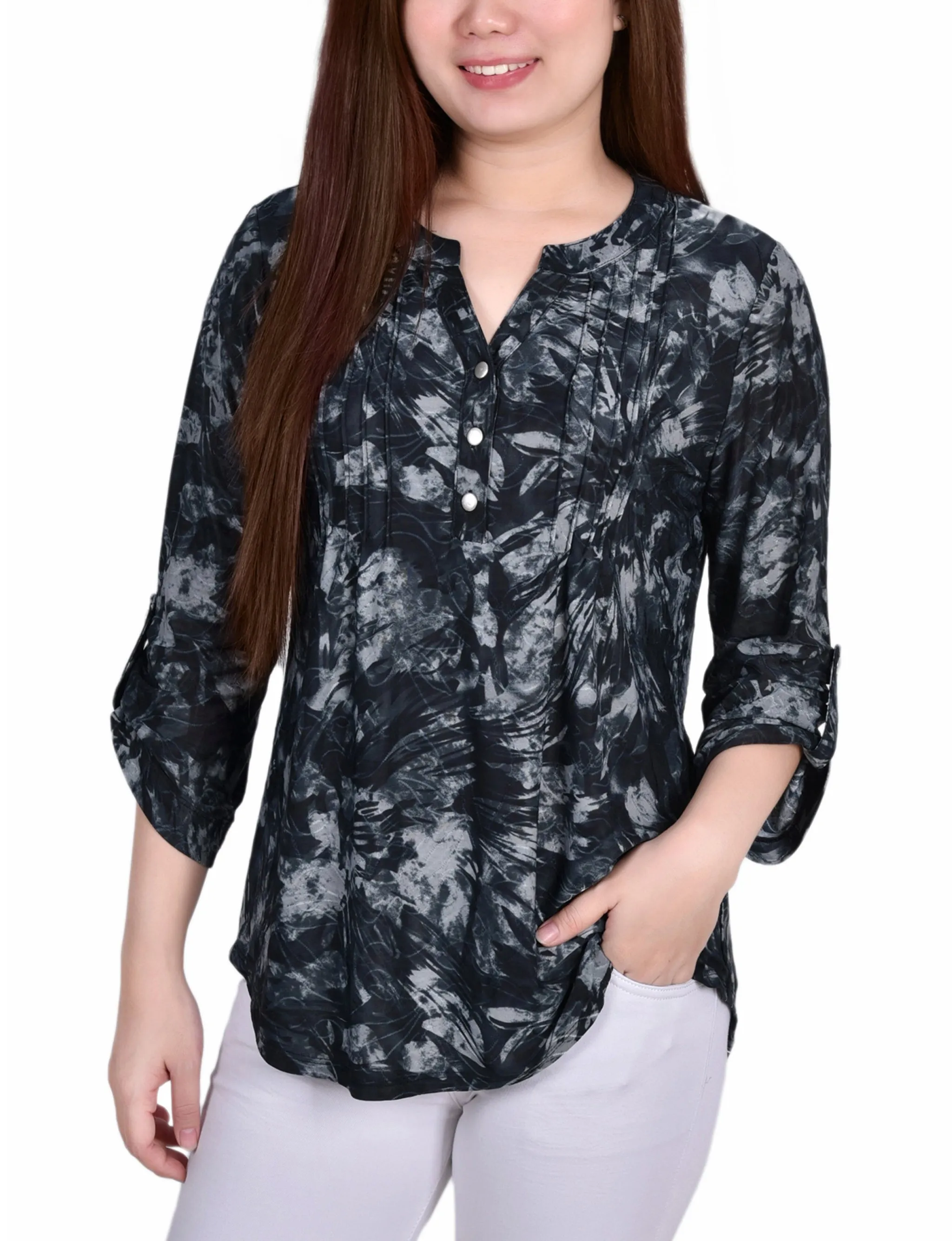 Petite 3/4 Sleeve Roll Tab Y Neck Pullover Top