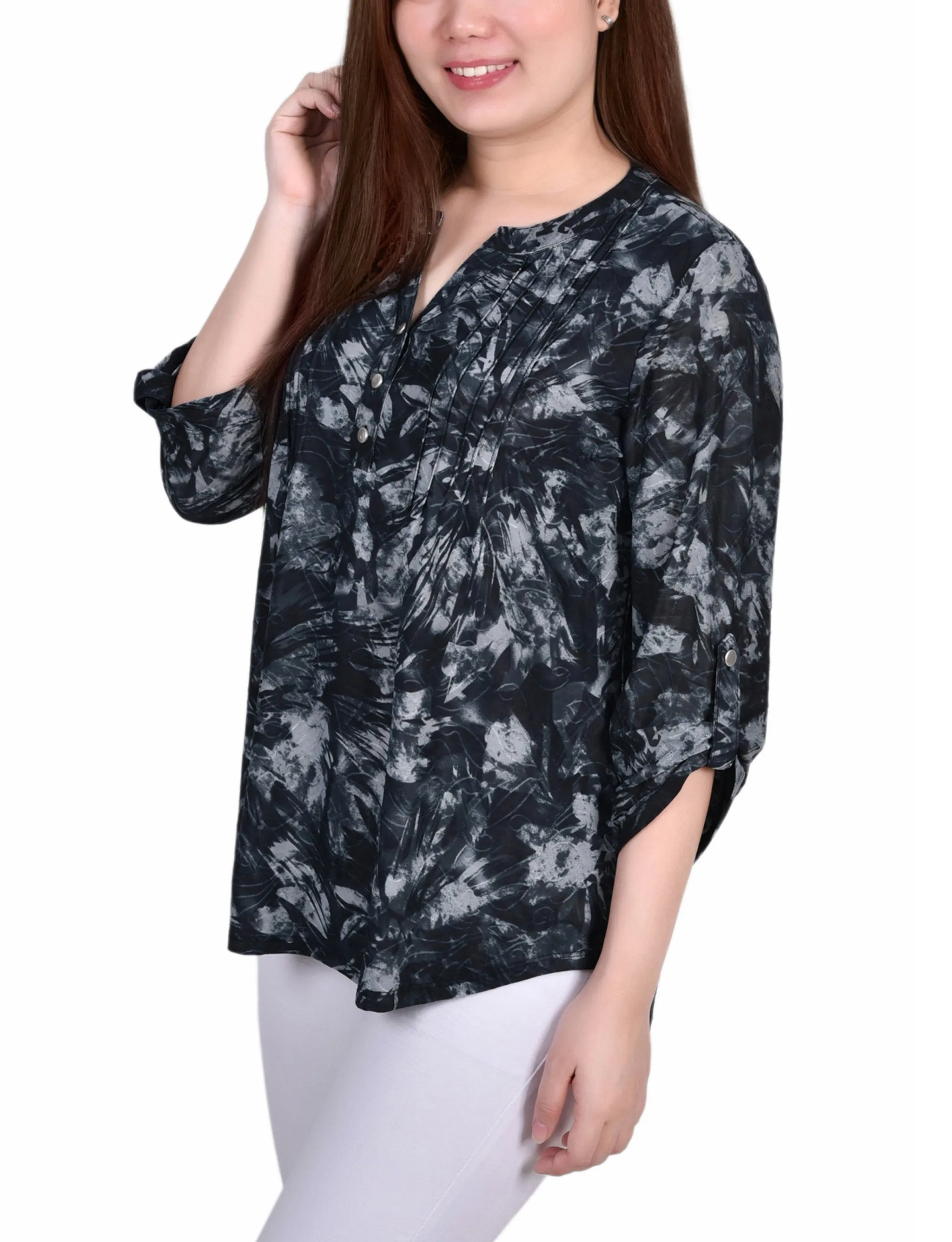 Petite 3/4 Sleeve Roll Tab Y Neck Pullover Top