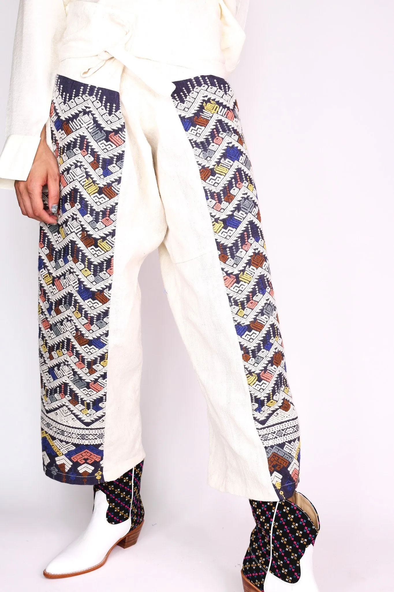 TRIBAL WOVEN FISHERMAN PANTS FIO